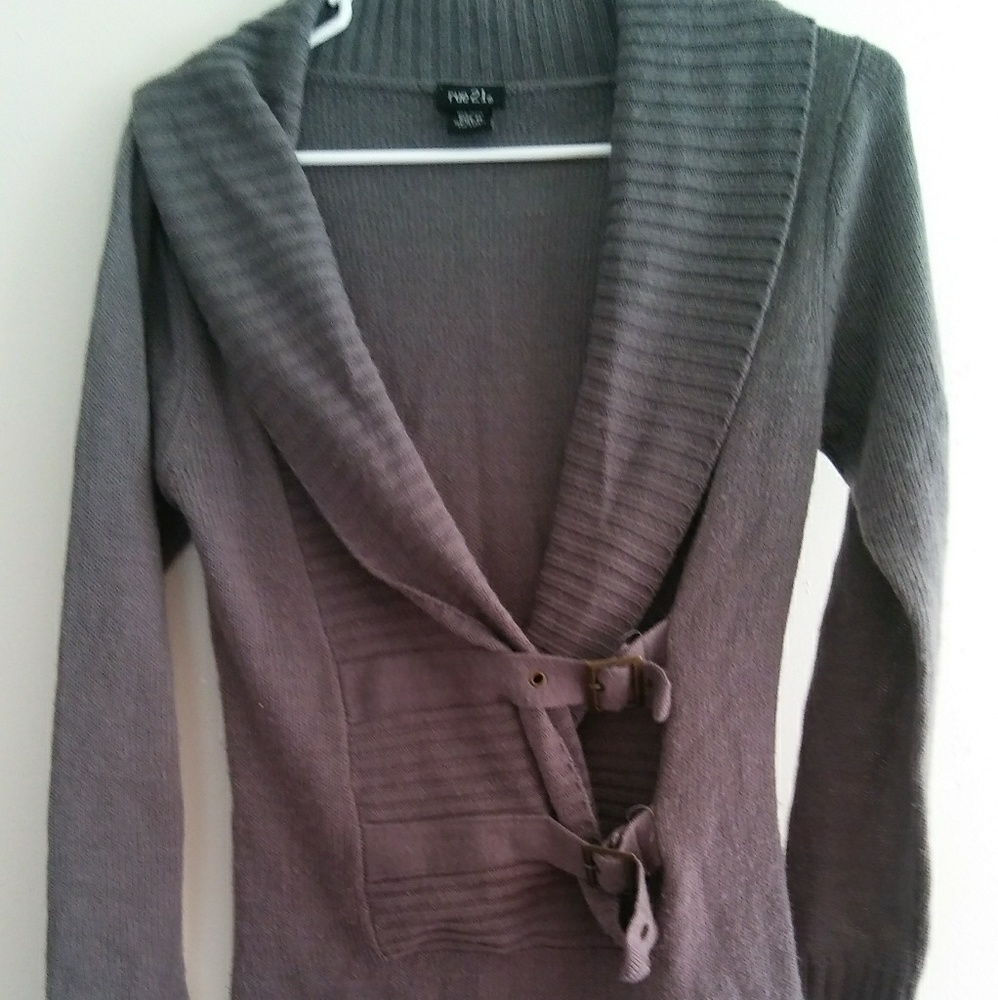 Rue 21 Gray Sweater Size Medium